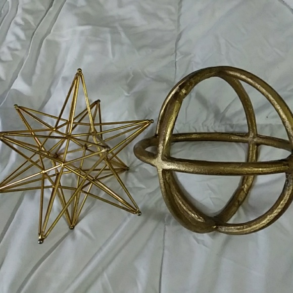 Decorations - Picture 1 of 3